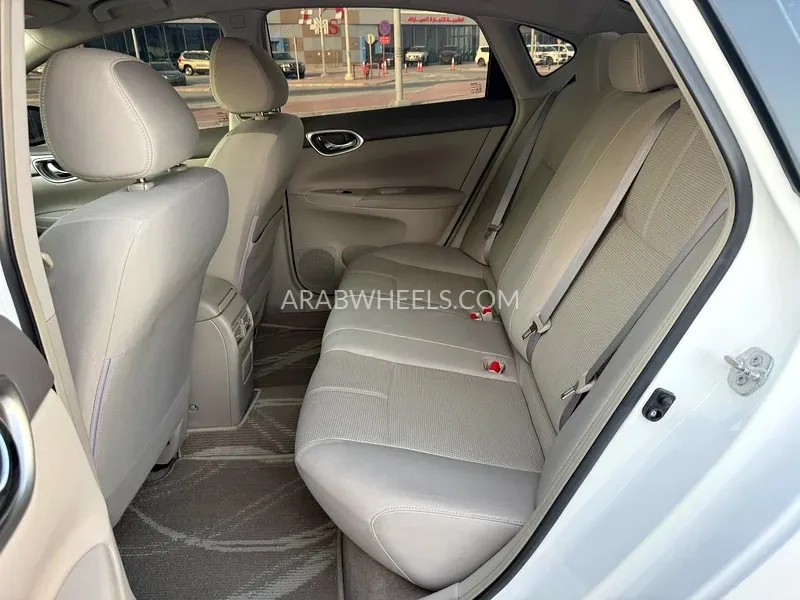 Nissan Sentra 2019 for Sale in Abu Dhabi Image-9