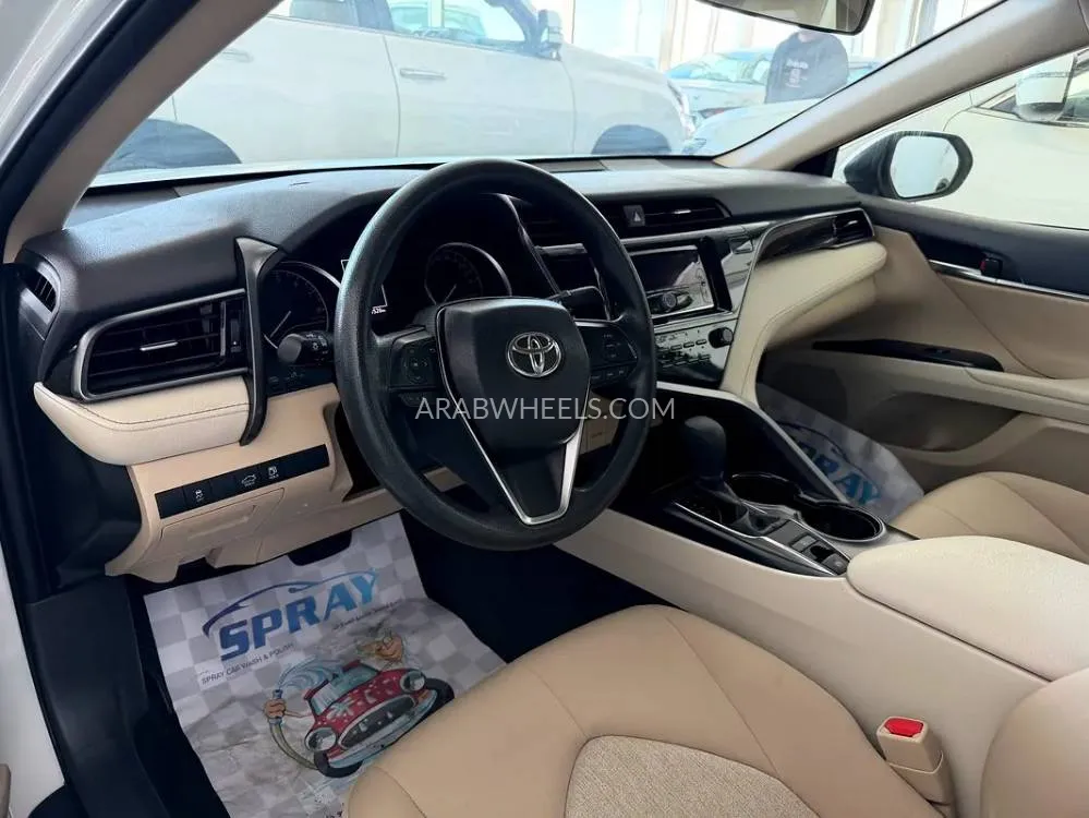 Toyota Camry 2019 for Sale in Abu Dhabi Image-7