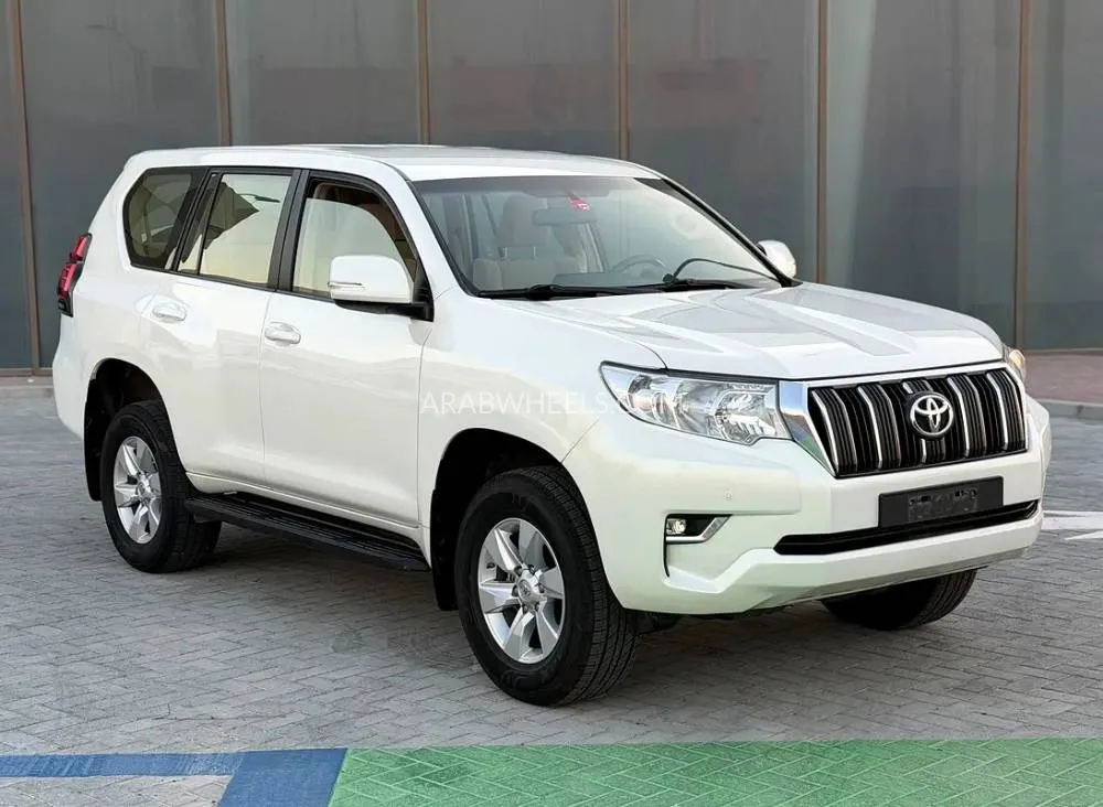 Toyota Land Cruiser Prado 2022 for Sale in Abu Dhabi Image-2