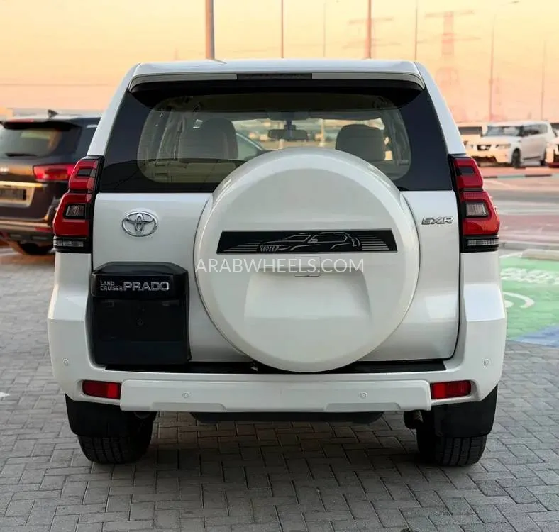 Toyota Land Cruiser Prado 2022 for Sale in Abu Dhabi Image-6