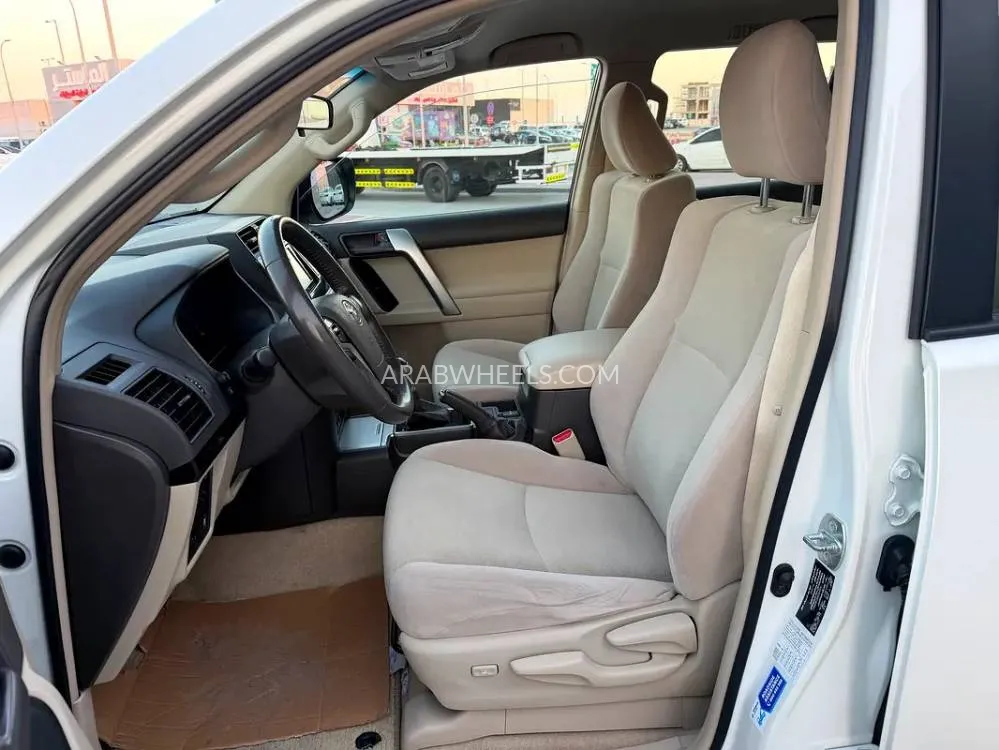 Toyota Land Cruiser Prado 2022 for Sale in Abu Dhabi Image-14