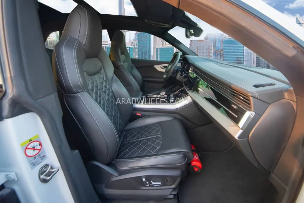 Audi Q8 2023 for Sale in Dubai Image-10