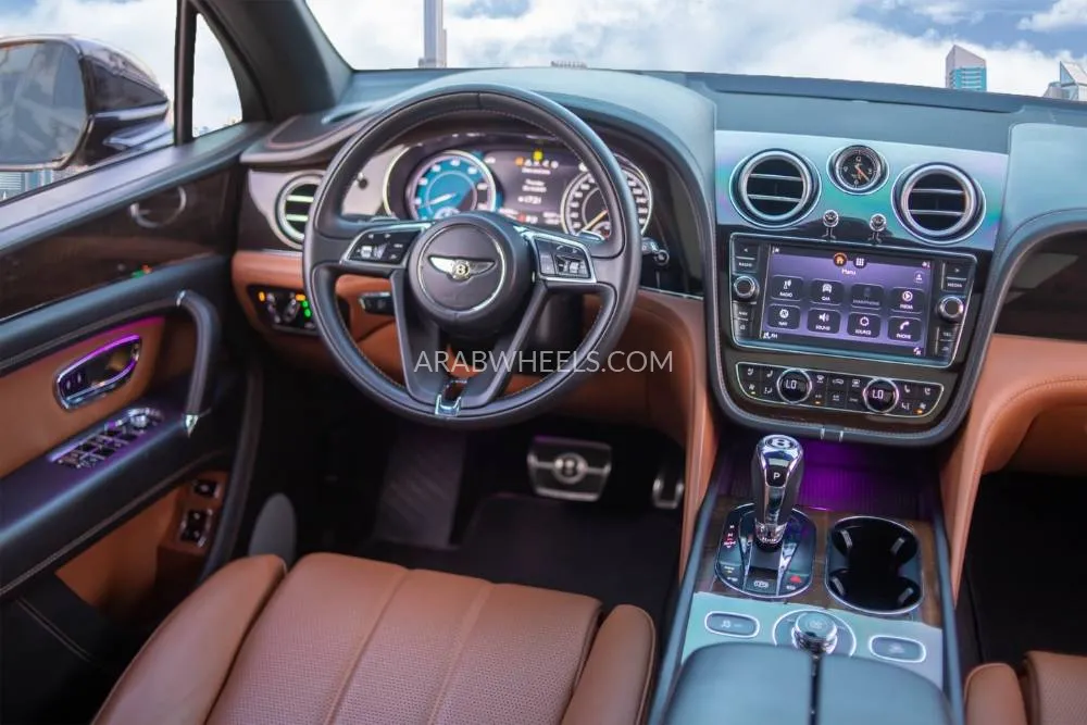 بينتلي بينتايجا 2020 for Sale in دبي Image-8