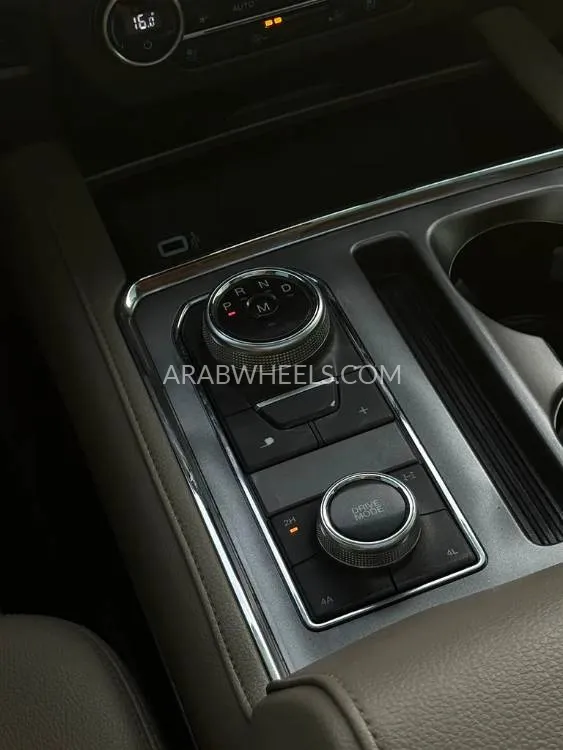 Ford Expedition 2018 for Sale in Abu Dhabi Image-10