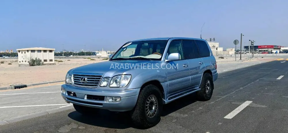 لكزس LX 2005 for Sale in الشارقة Image-4