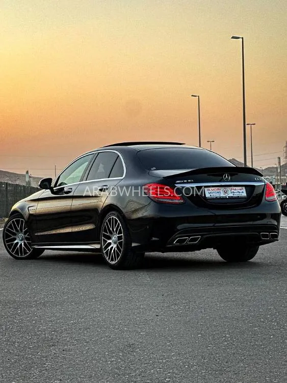 Mercedes Benz C Class 2017 for Sale in Abu Dhabi Image-4