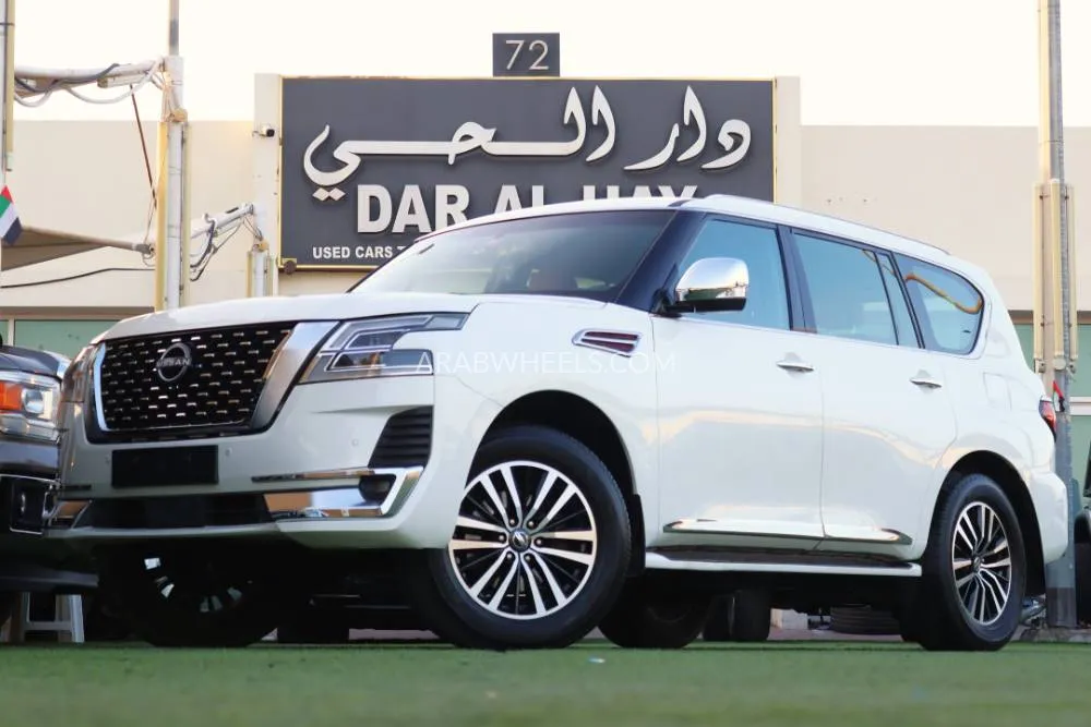Nissan Patrol 2013 for Sale in Sharjah Image-2