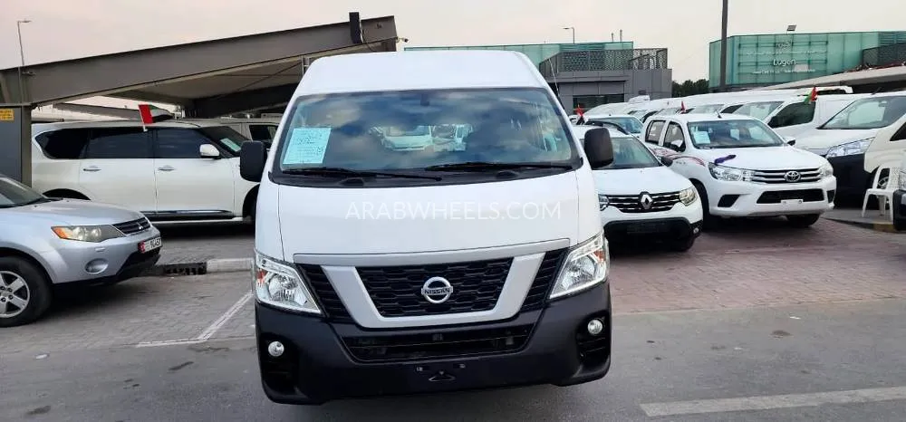 Nissan Urvan 2021 for Sale in Sharjah Image-5