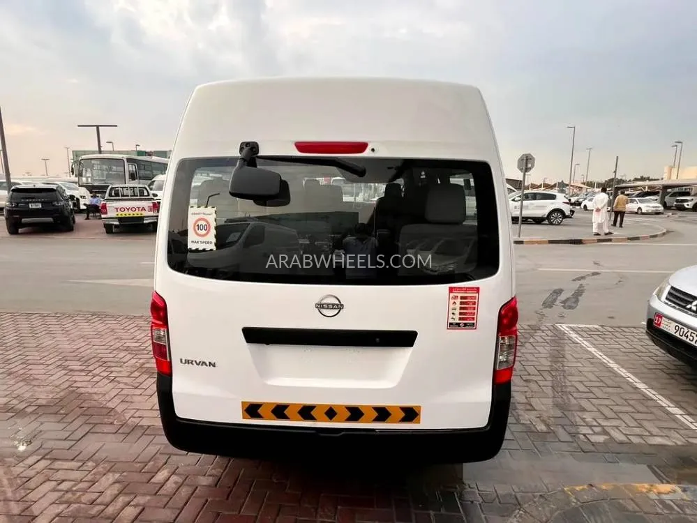 Nissan Urvan 2024 for Sale in Sharjah Image-11