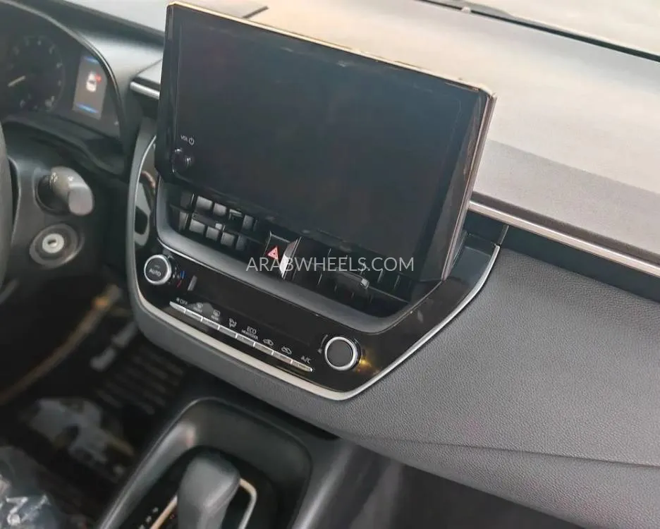 Toyota Corolla 2024 for Sale in Sharjah Image-8