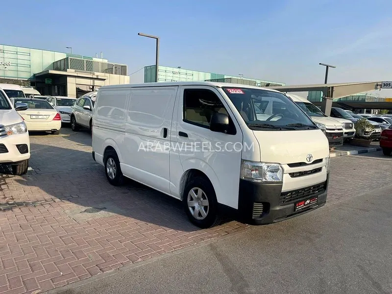 تويوتا هايس 2020 for Sale in الشارقة Image-6
