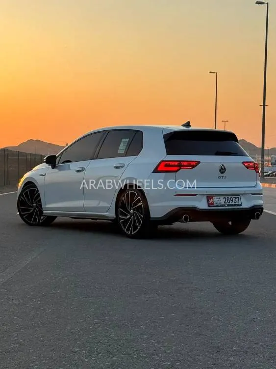 Volkswagen Golf GTI 2021 for Sale in Abu Dhabi Image-10