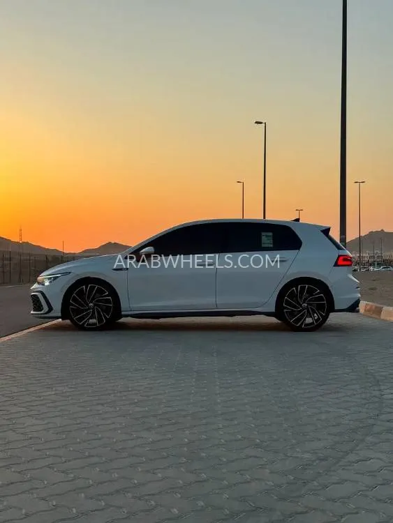 Volkswagen Golf GTI 2021 for Sale in Abu Dhabi Image-16