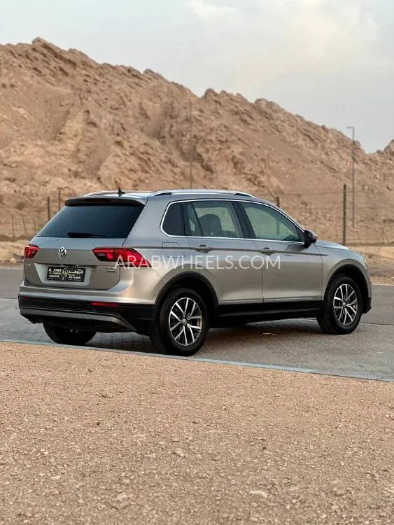 Volkswagen Tiguan 2018 for Sale in Abu Dhabi Image-2