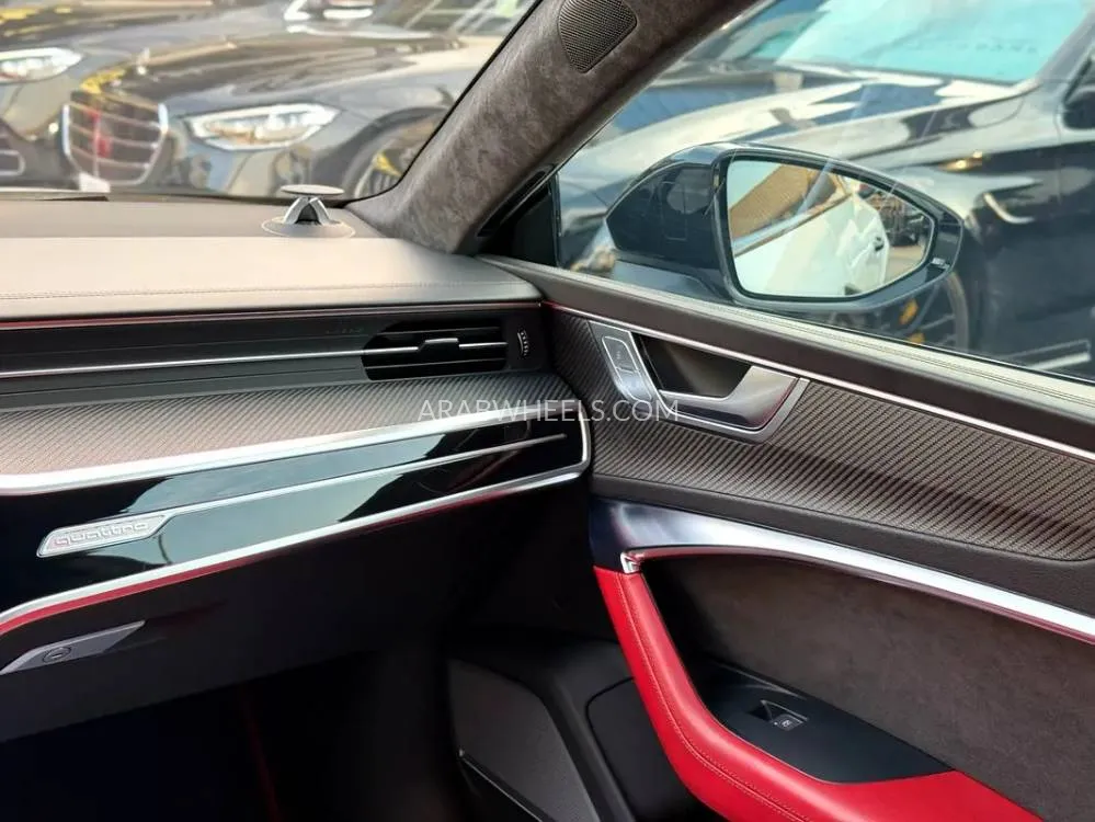 Audi RS 7 2021 for Sale in Dubai Image-5