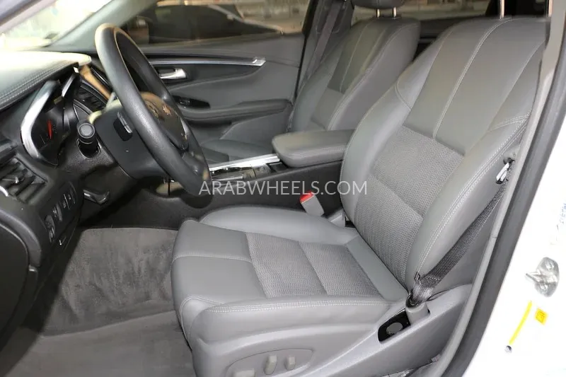 Chevrolet Impala 2019 for Sale in Abu Dhabi Image-2