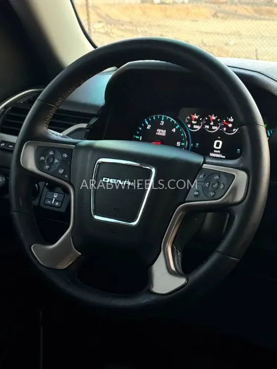 GMC Yukon 2019 for Sale in Abu Dhabi Image-5