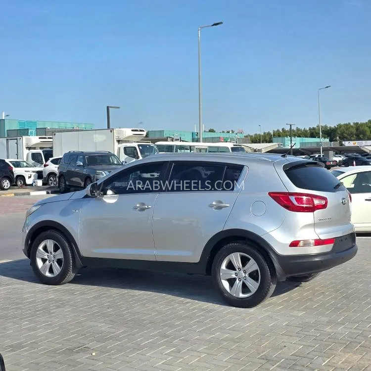 Kia Sportage 2014 for Sale in Sharjah Image-16