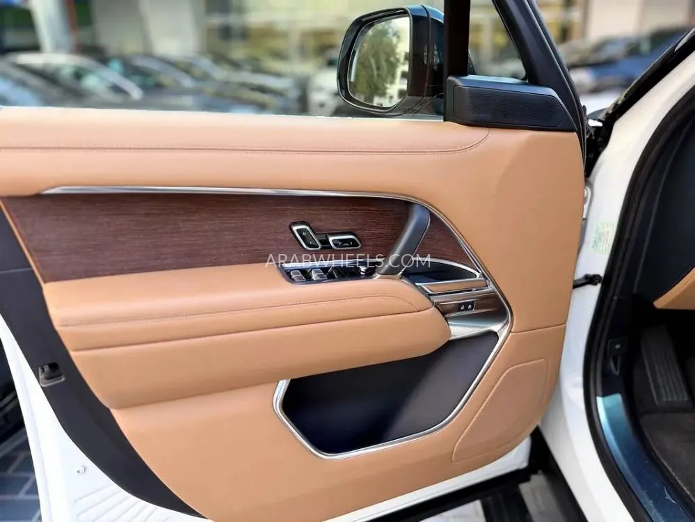 لاند روفر رينج روفر 2023 for Sale in دبي Image-3