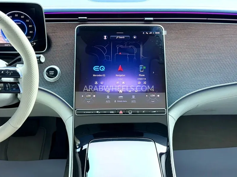 مرسيدس بنز EQE 2023 for Sale in دبي Image-15