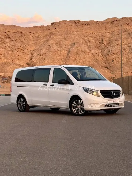 Mercedes Benz V Class 2018 for Sale in Abu Dhabi Image-7