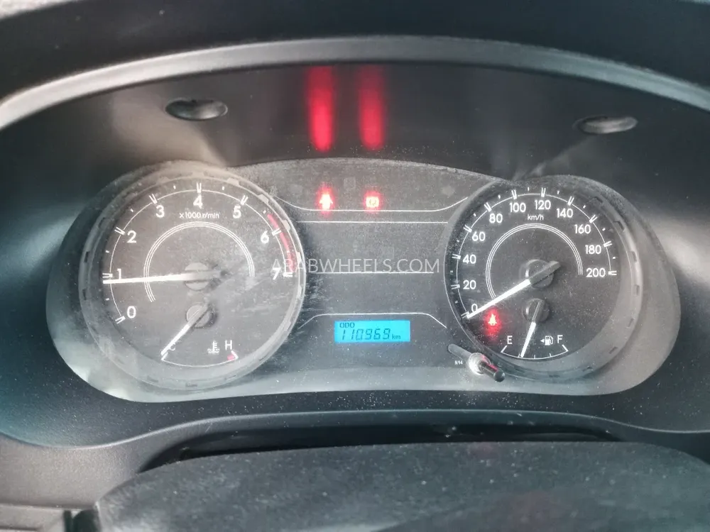 Toyota Hilux 2020 for Sale in Sharjah Image-2