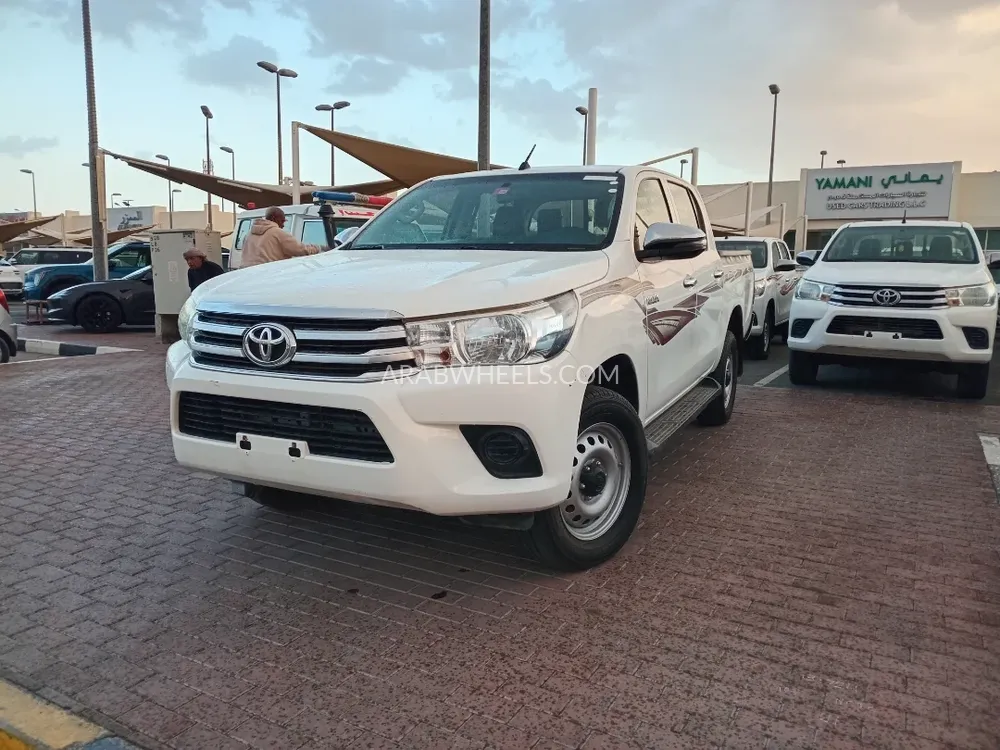 Toyota Hilux 2020 for Sale in Sharjah Image-4