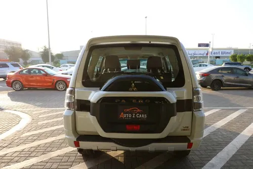 ميتسوبيشي باجيرو ٣.٠ لتر جي إل إس ٥ أبواب ميد 2019 for Sale