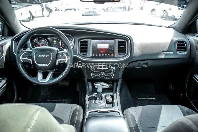 Dodge Charger 2016 for Sale in Sharjah Image-5