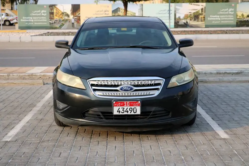 Ford Taurus 2011 for Sale in Abu Dhabi Image-11