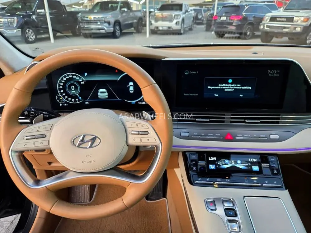 Hyundai Azera 2023 for Sale in Fujairah Image-8
