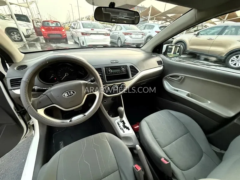 كيا بيكانتو 2015 for Sale in الشارقة Image-7