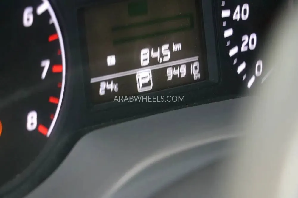 Nissan Sentra 2020 for Sale in Abu Dhabi Image-7