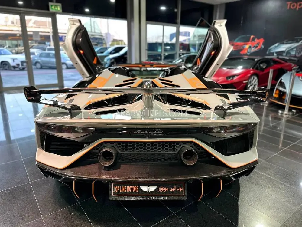 Lamborghini Aventador 2020 for Sale in Dubai Image-9