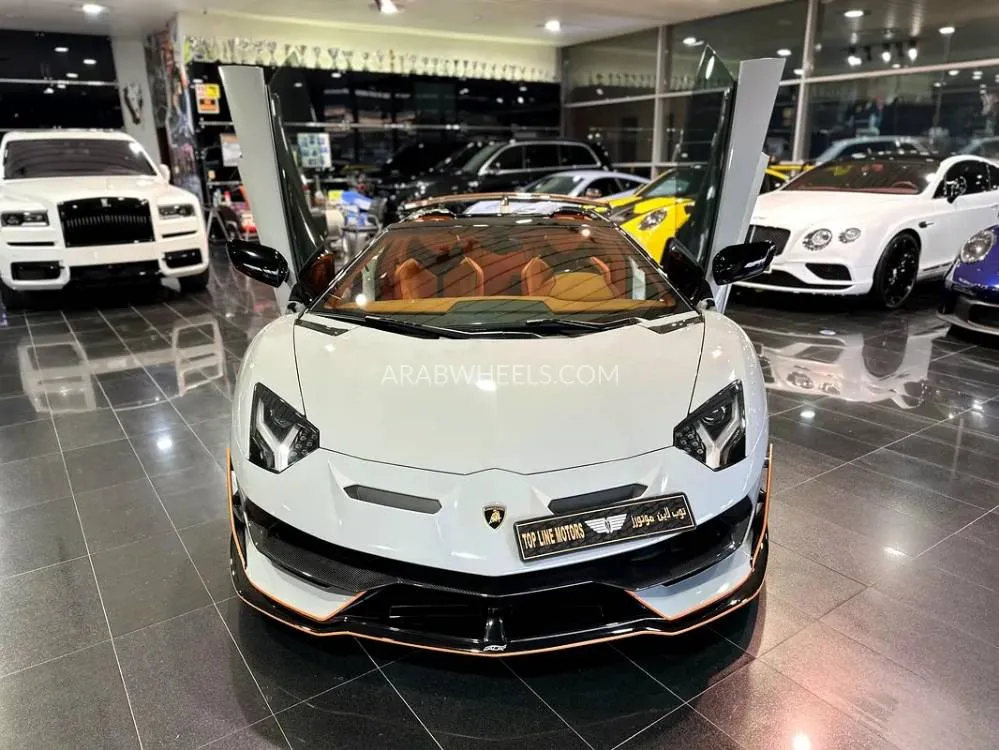 Lamborghini Aventador 2020 for Sale in Dubai Image-11