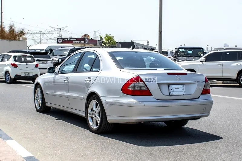 Mercedes Benz E Class 2008 for Sale in Dubai Image-7