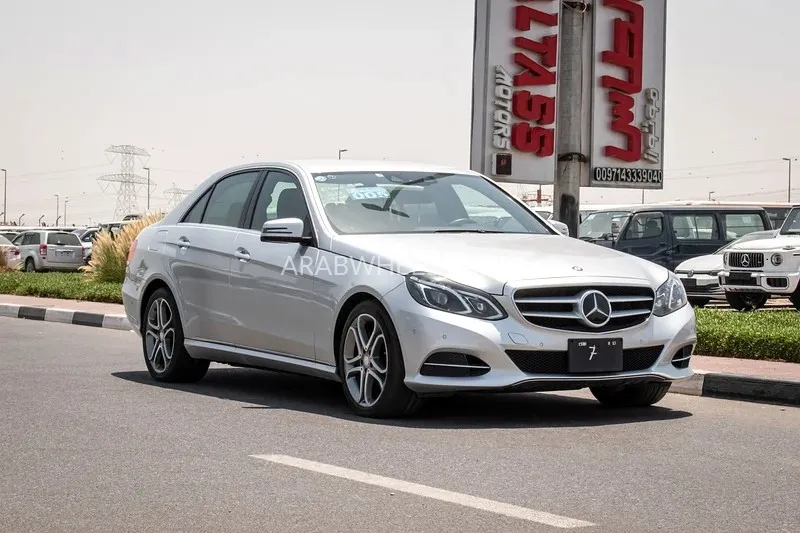 Mercedes Benz E Class 2013 for Sale in Dubai Image-6