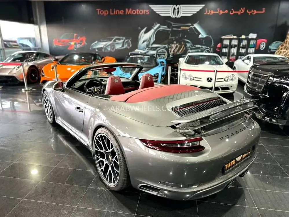 Porsche 911 2017 for Sale in Dubai Image-2