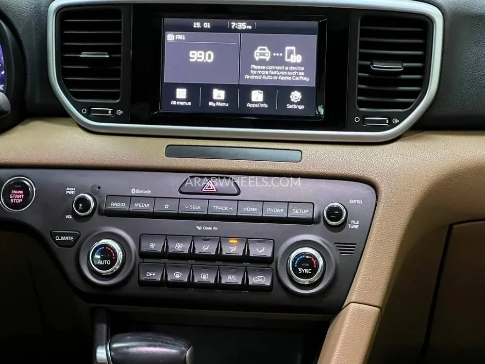 Kia Sportage 2019 for Sale in Sharjah Image-20