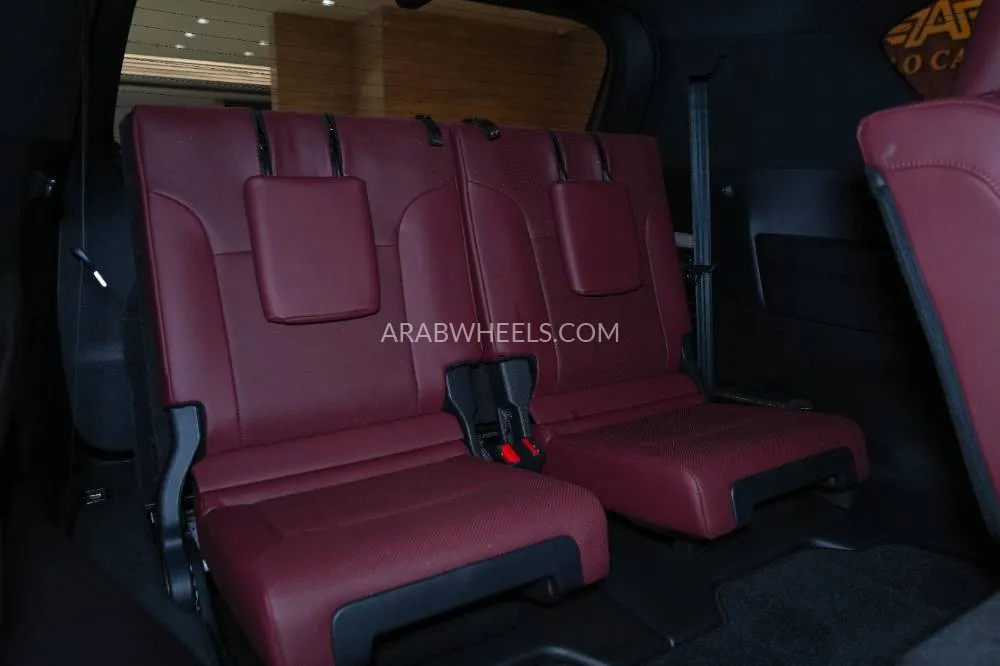 Lexus LX 2023 for Sale in Dubai Image-9