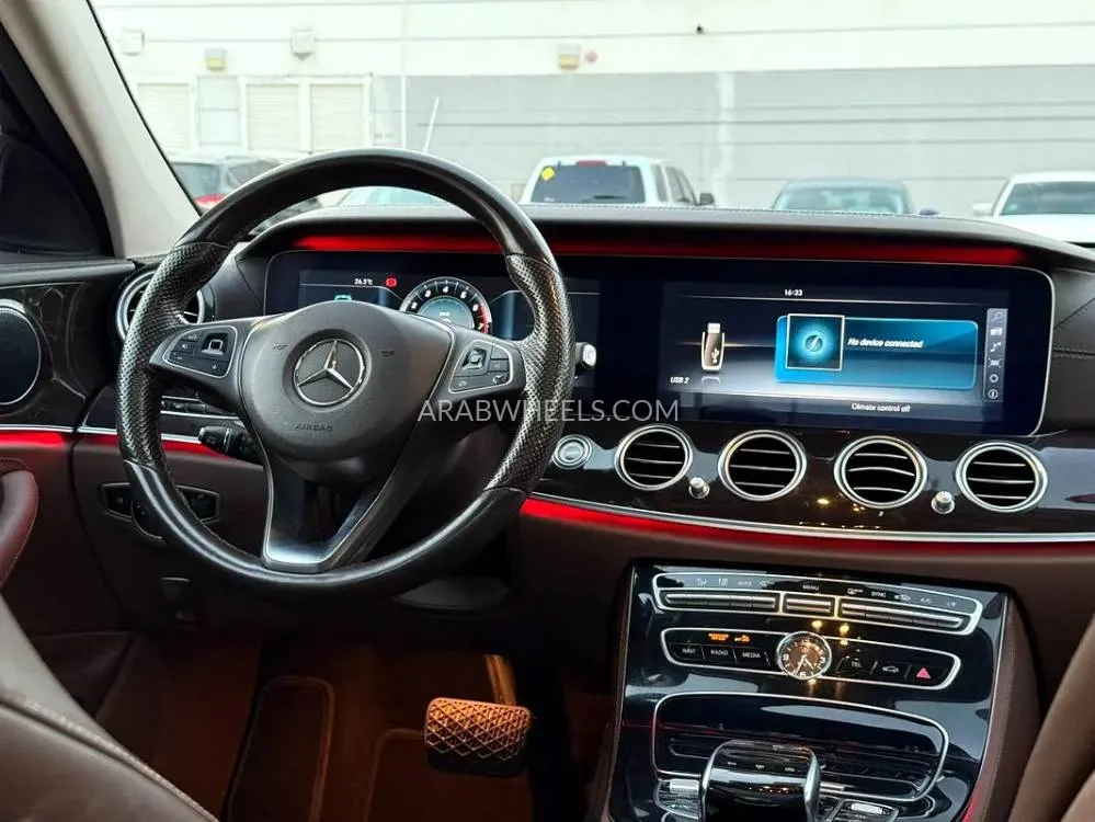 Mercedes Benz E Class 2017 for Sale in Sharjah Image-12