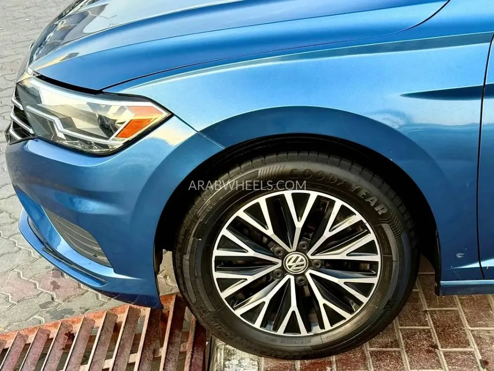 Volkswagen Jetta 2019 for Sale in Sharjah Image-12