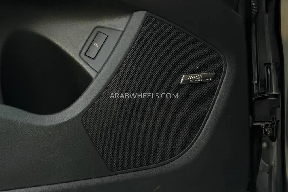 Audi Q7 2014 for Sale in Dubai Image-5