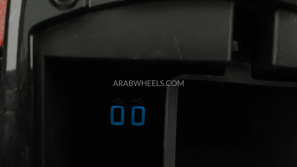 Ford Escape 2019 for Sale in Dubai Image-45