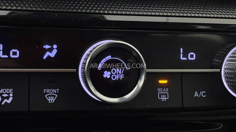 Honda CR-V 2024 for Sale in Dubai Image-45