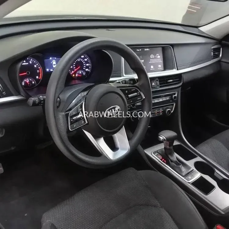 Kia Optima 2020 for Sale in Ajman Image-7