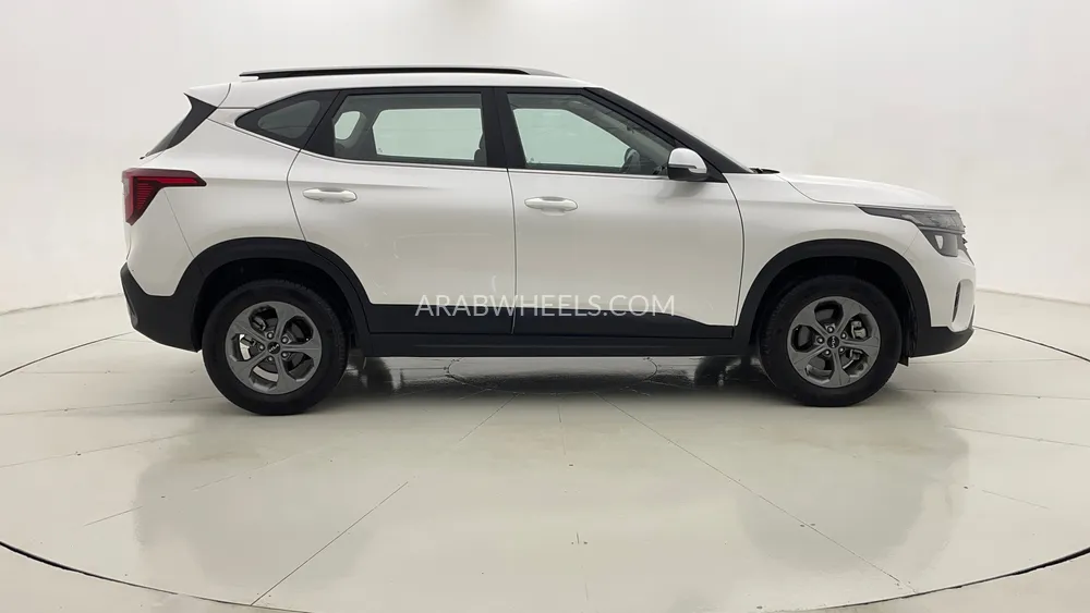 Kia Seltos 2024 for Sale in Dubai Image-2