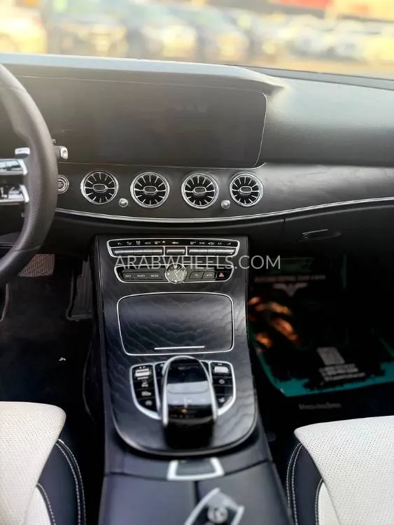 Mercedes Benz E Class 2017 for Sale in Ajman Image-9