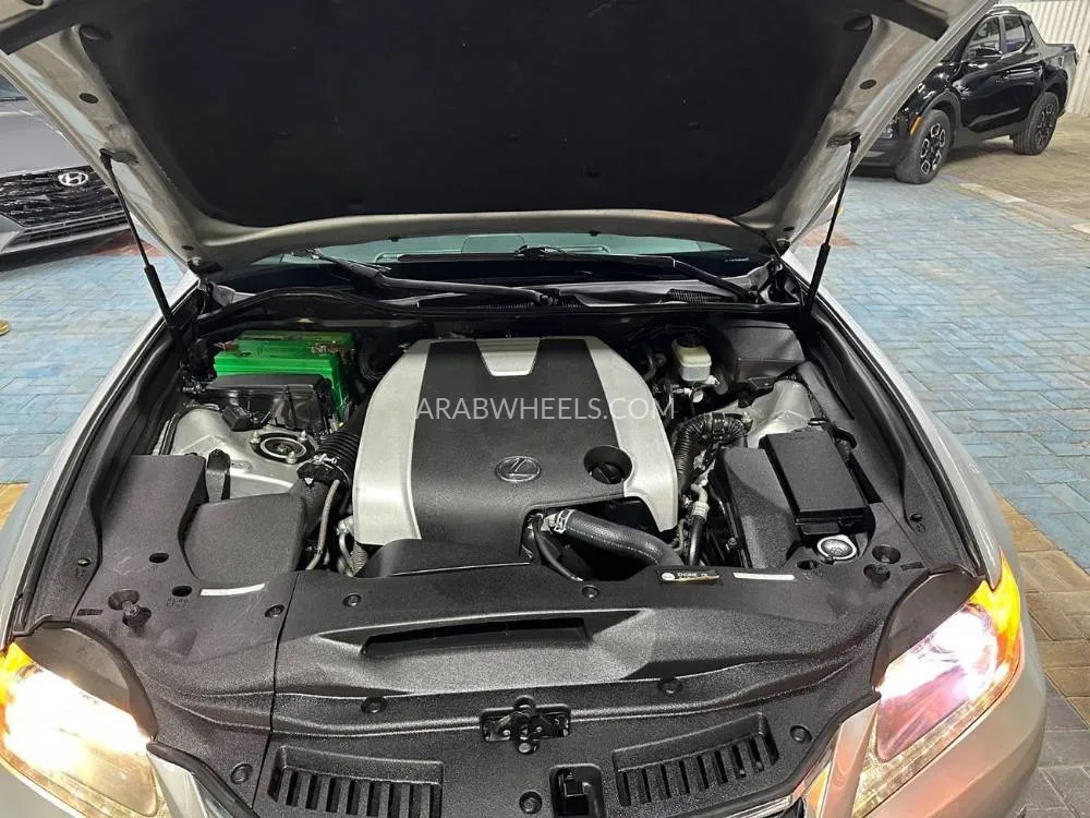 Lexus GS 2014 for Sale in Ajman Image-17