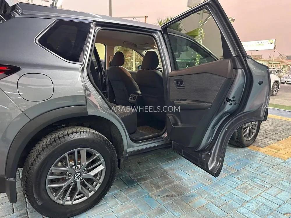 نيسان روج 2021 for Sale in عجمان Image-9